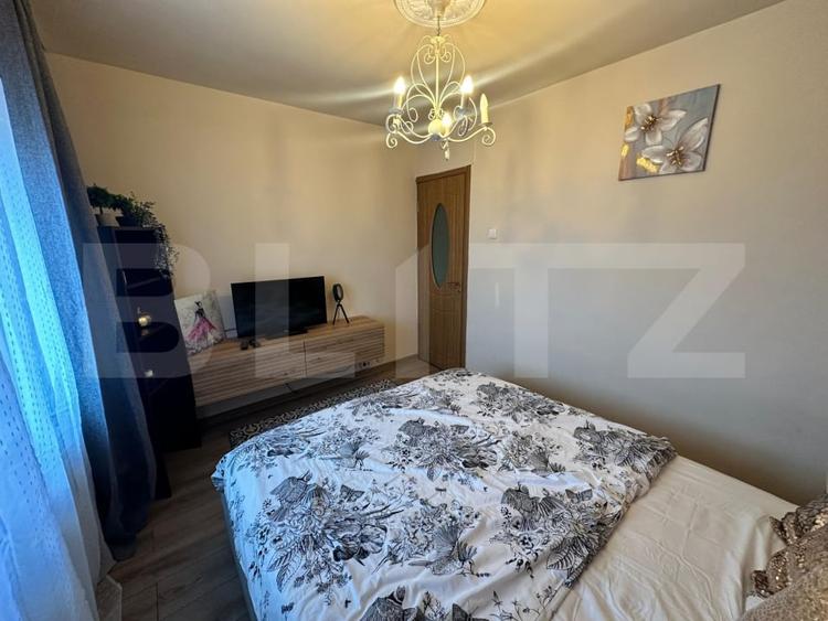 Apartament cu 2 camere semidecomandat, mobilat în Craiovița Nouă