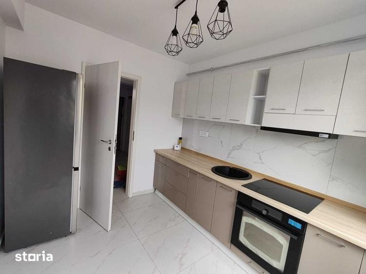 Apartament cu 2 camere decomandat în Bârnova