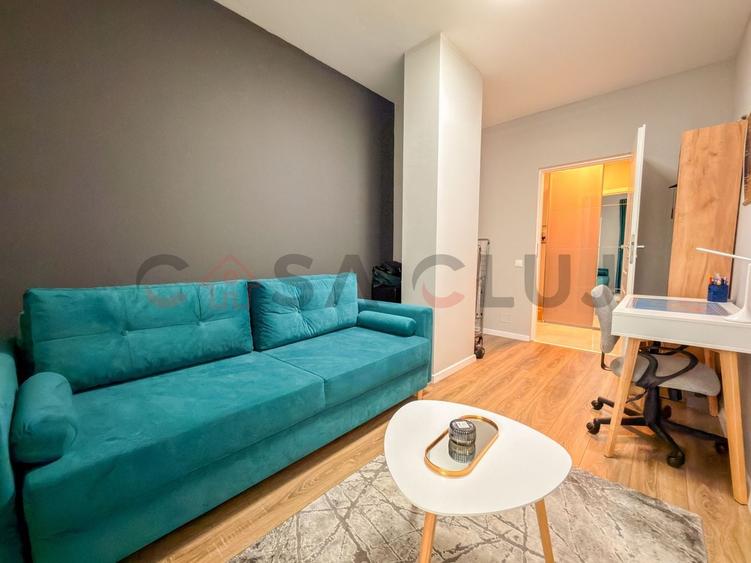Apartament cu 3 camere semidecomandat, mobilat în Florești