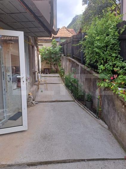 Casă individuală cu 2 camere cu Canalizare în Schei