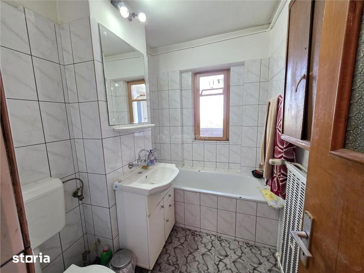Apartament cu 2 camere în Văcăresti