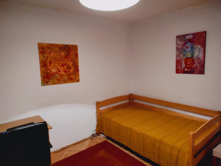 Apartament cu 3 camere semidecomandat, mobilat în Tătărași