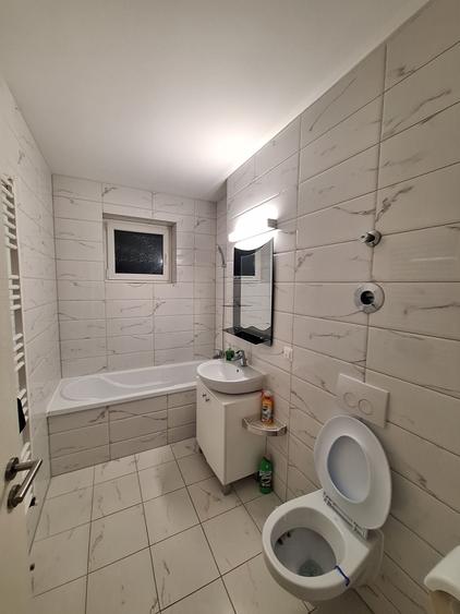 Apartament cu 3 camere decomandat, mobilat în Avantgarden
