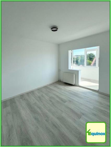Apartament cu 4 camere decomandat în Malu Roșu
