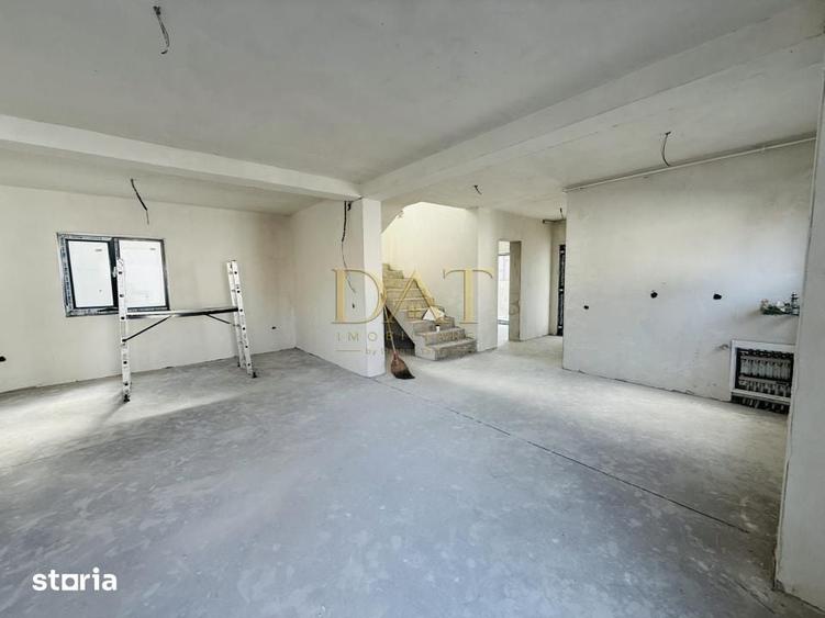 Casă cu 4 camere cu Teren 403 Mp în Dâmbul Rotund