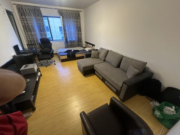 Garsonieră decomandată în Politehnica