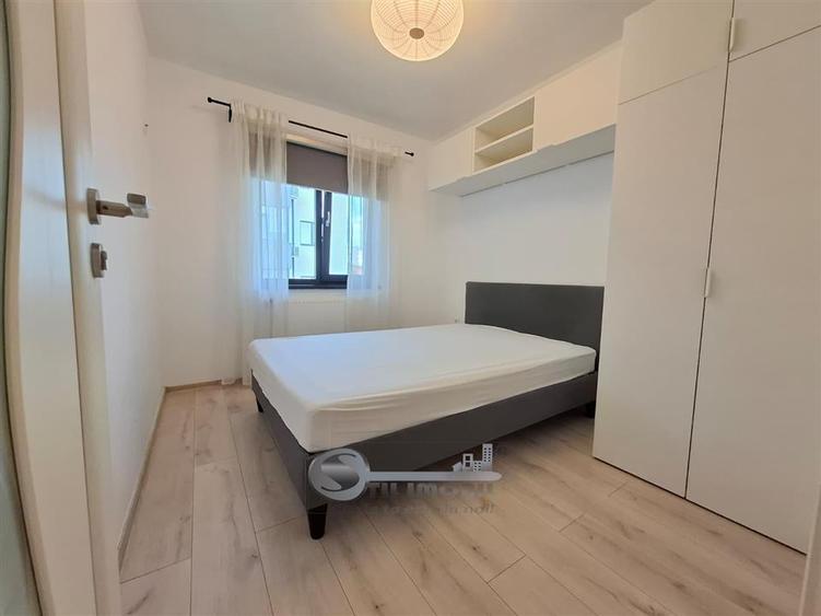 Apartament cu 2 camere semidecomandat, mobilat în Aeroport