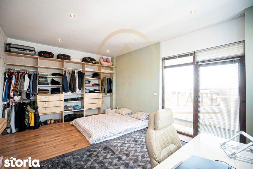 Apartament cu 3 camere, mobilat în Palazu Mare