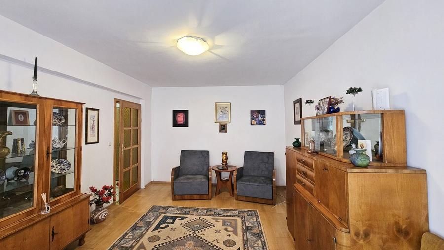 Centrul Civic ,str Toamnei apartament 3 camere cf I dec - 3