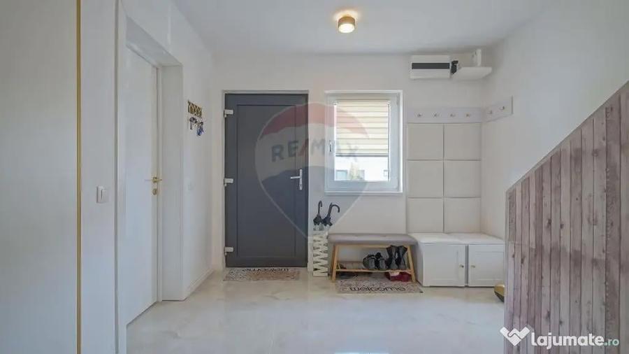 Casă cu 4 camere cu Teren 256 Mp în Tărlungeni