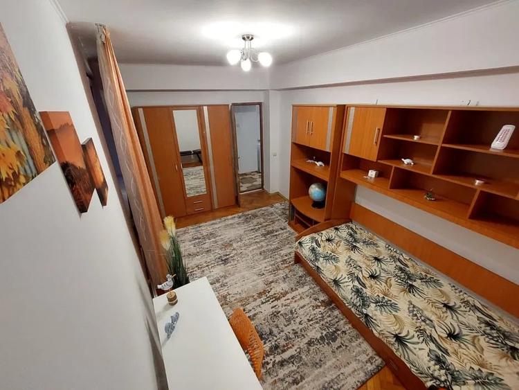 Apartament cu 2 camere decomandat, mobilat în Mărăști