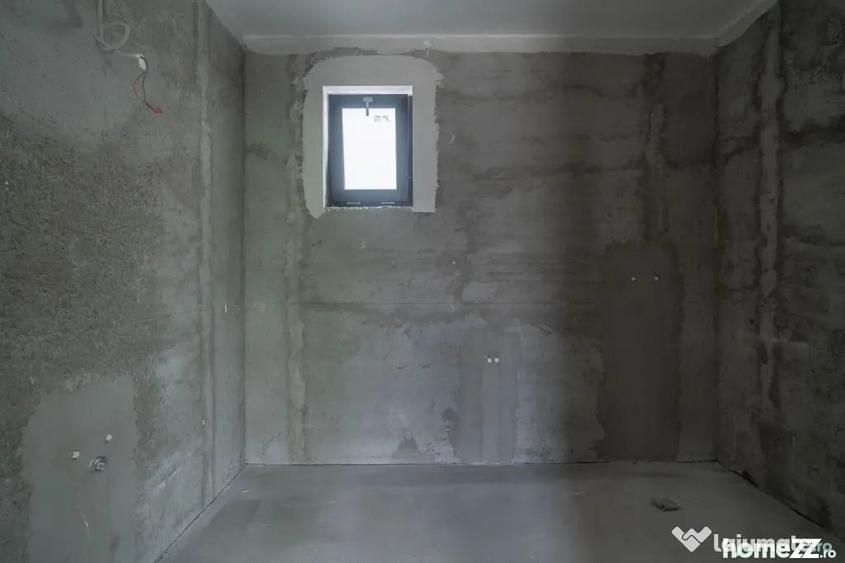 Casă cu 3 camere cu Teren 275 Mp în Vladimirescu
