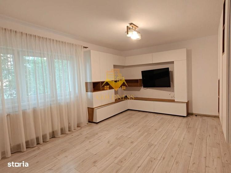 Apartament cu 3 camere decomandat în Zorilor