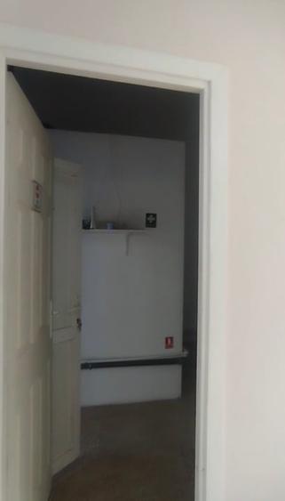 Spațiu comercial, de 83 mp, în Far