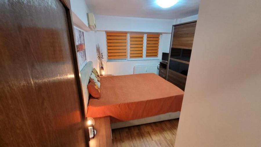 Apartament cu 2 camere, mobilat în Dacia