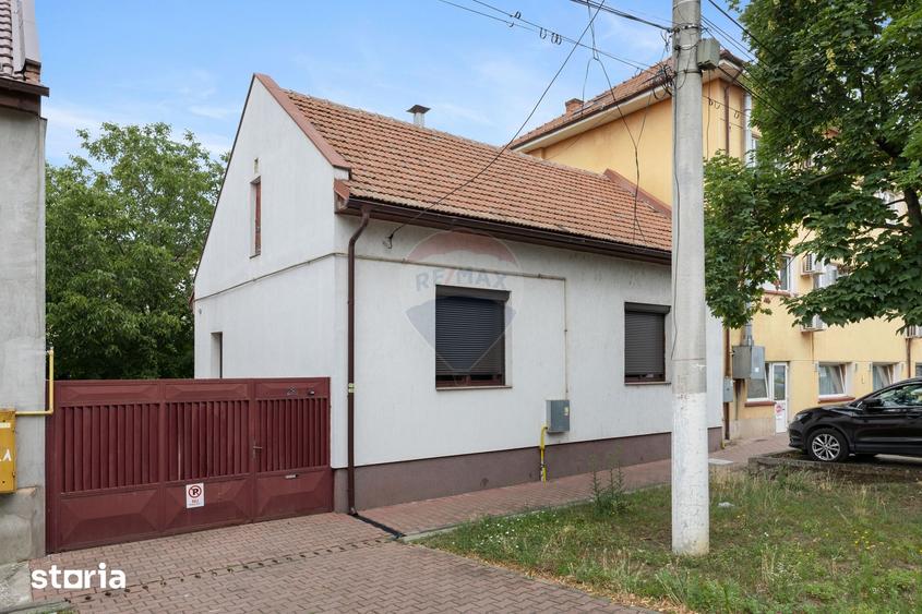 Spațiu comercial, de 75 mp, în Pârneava