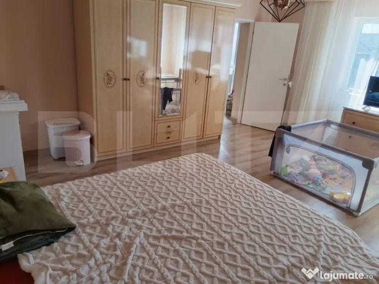 Casă cu 5 camere cu Teren 955 Mp în Central