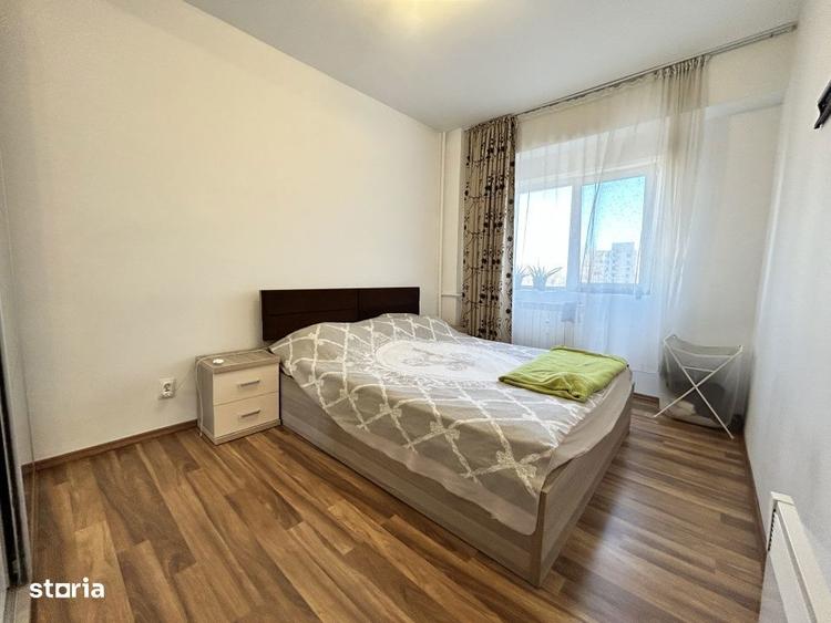 Apartament cu 3 camere decomandat, mobilat în Titan