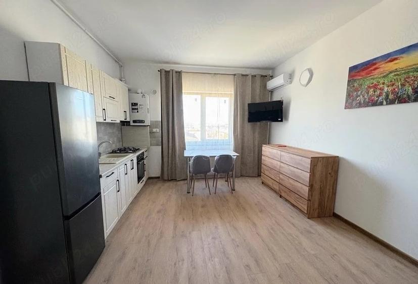 Apartament cu 2 camere semidecomandat, mobilat în Apărătorii Patriei