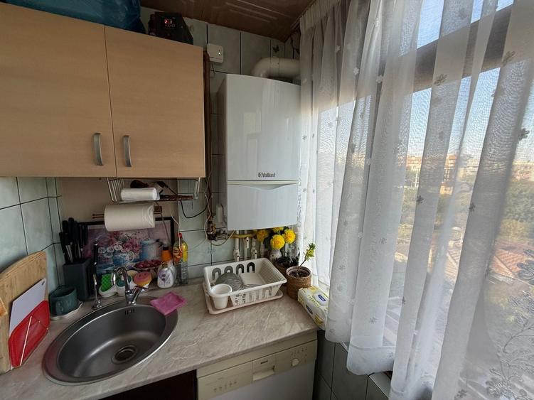 Apartament cu 2 camere decomandat, mobilat în Km 5