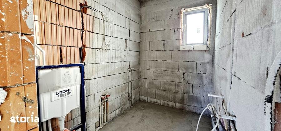 Casă cu 5 camere cu Teren 300 Mp în Vidra
