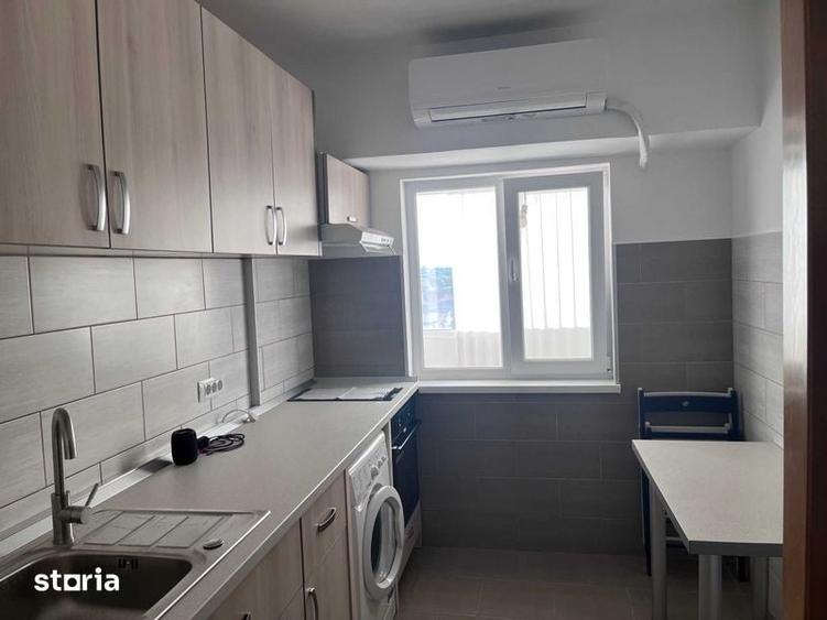 Garsonieră decomandată în Central
