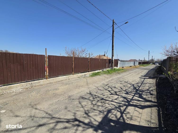 Casă cu 3 camere decomandat cu Teren 1020 Mp în Somova