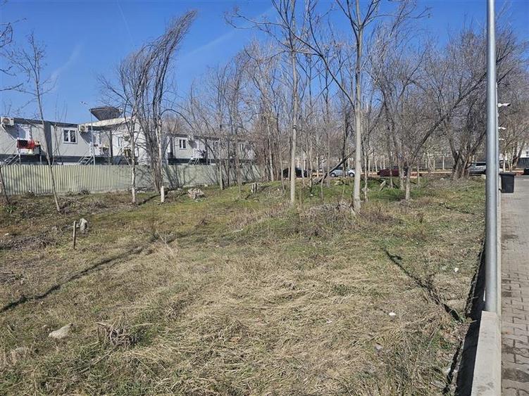 Teren Construcții intravilan de 3348 mp, în Theodor Pallady
