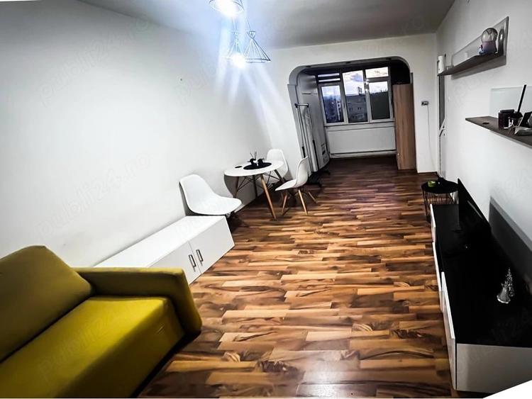 Garsonieră decomandată în Central