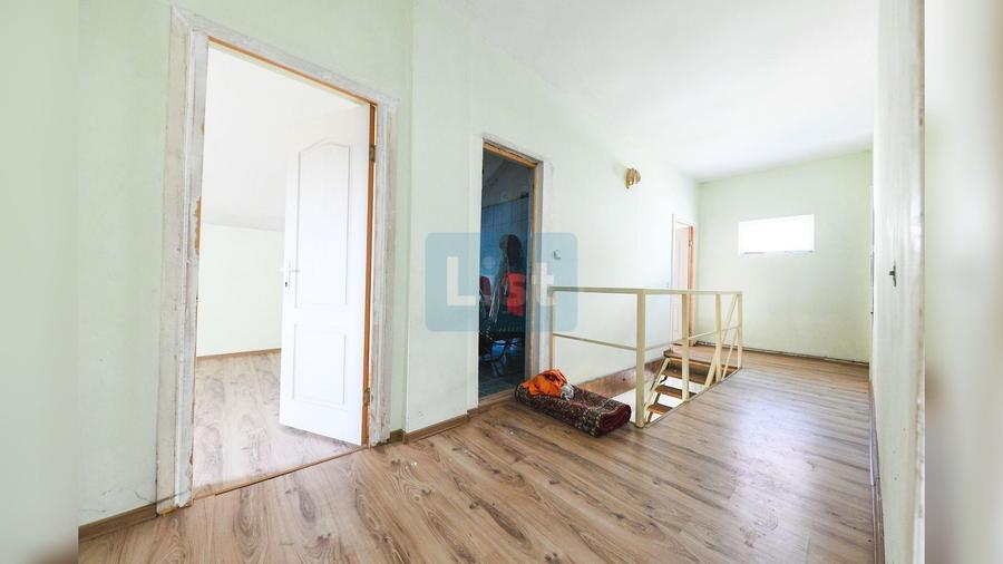 Casă cu 5 camere cu Teren 350 Mp în Iris