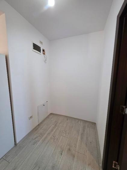 Apartament cu 2 camere semidecomandat, mobilat în Giroc