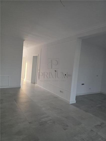 Duplex cu 3 camere cu Canalizare în Moșnița Nouă