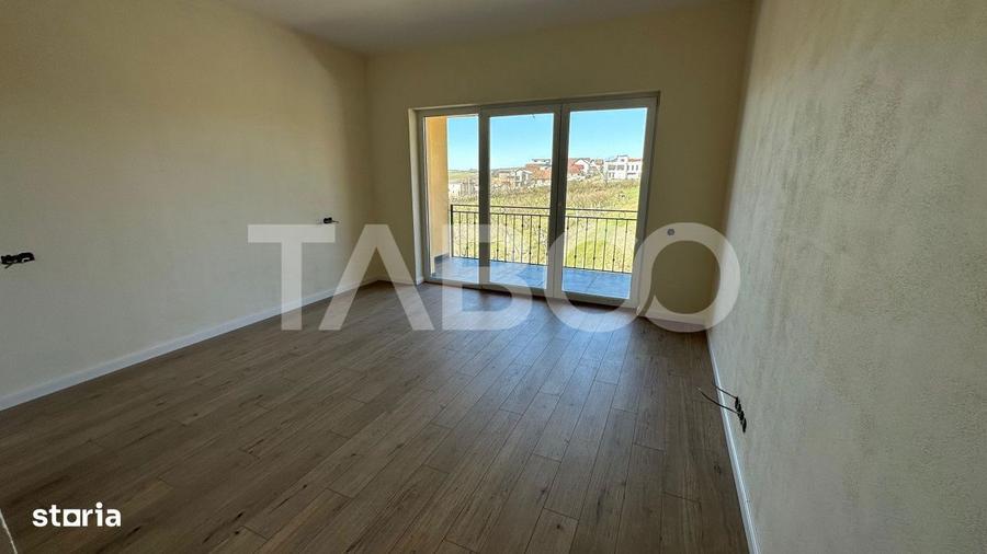 Casă cu 4 camere cu Teren 180 Mp în Șura Mare