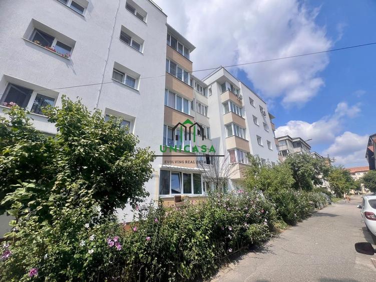 Garsonieră decomandată, mobilată în Cartierul Traian