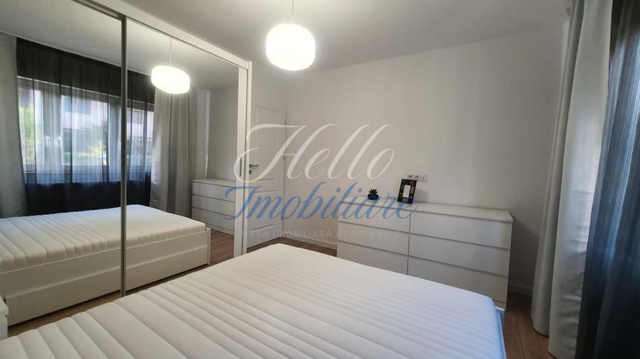 Apartament cu 3 camere decomandat în Între Lacuri
