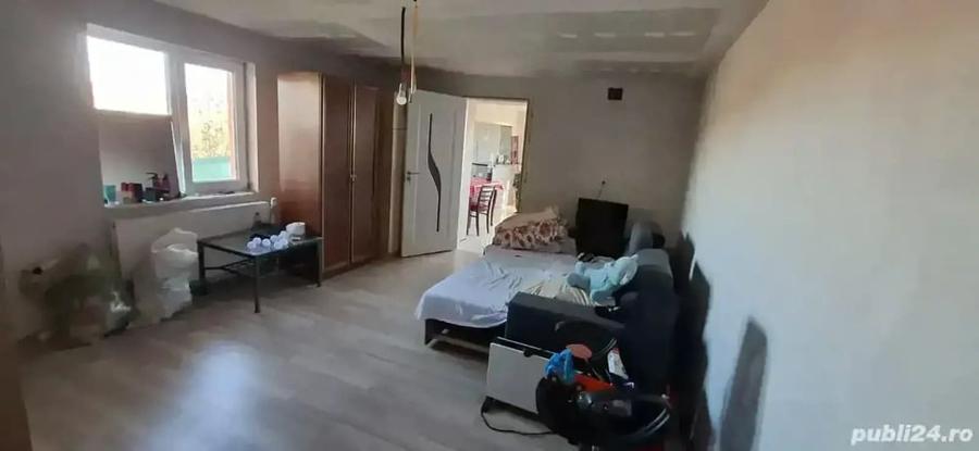Casă cu 3 camere cu Teren 2000 Mp în Sărmășel