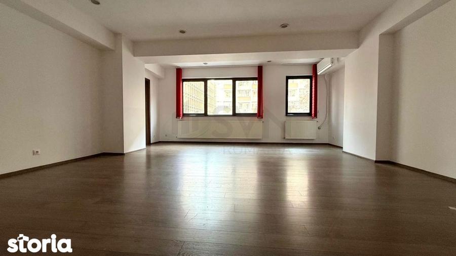 Apartament cu 5 camere în Dorobanți