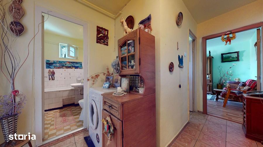 De vanzare 2 camere decomandat, etaj intermediar B-dul Grivitei - 14