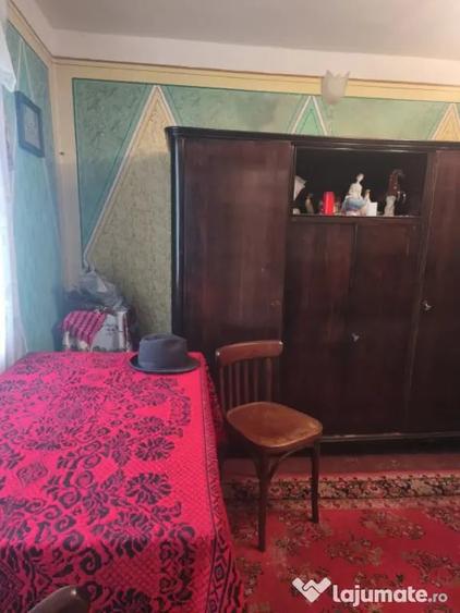 Casă cu 2 camere cu Teren 1600 Mp în Grămești