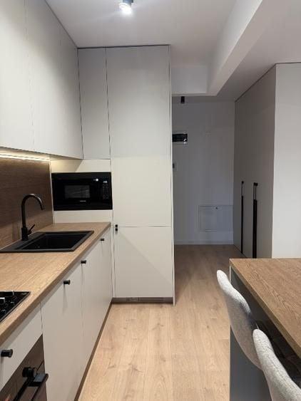 Apartament cu 2 camere nedecomandat, mobilat în Theodor Pallady