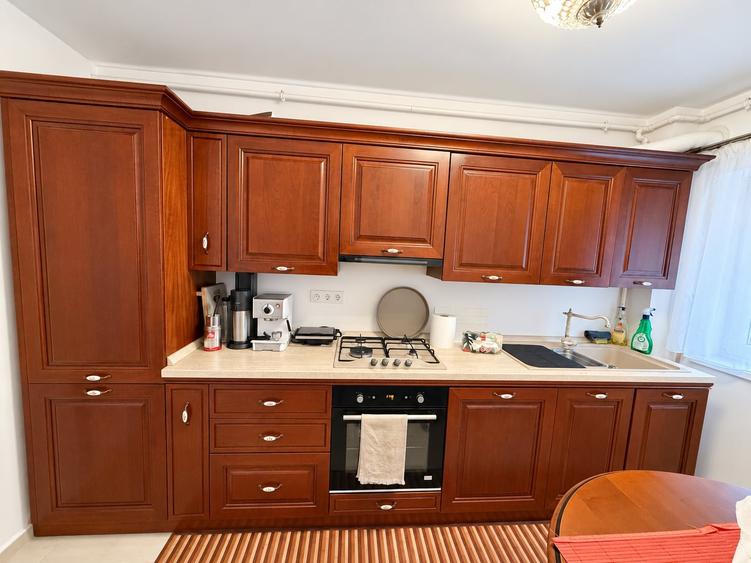 Apartament cu 2 camere decomandat, mobilat în Ștrand