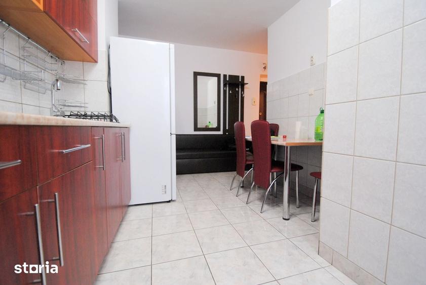 Apartament cu 3 camere în Complex Studențesc
