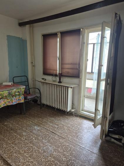 Apartament cu 2 camere decomandat în Militari