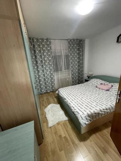 Apartament cu 2 camere decomandat, mobilat în P-ța Muncii