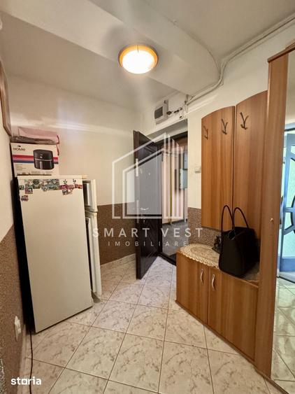 Apartament cu 2 camere semidecomandat în Micro 14