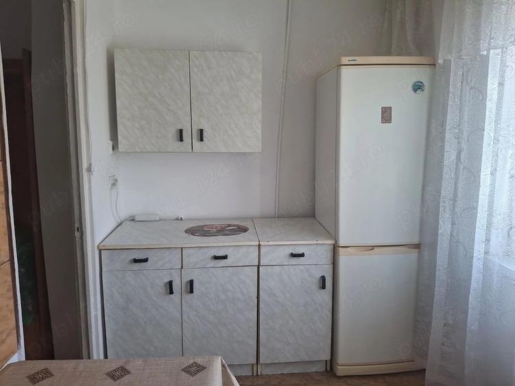 Garsonieră decomandată în Berceni