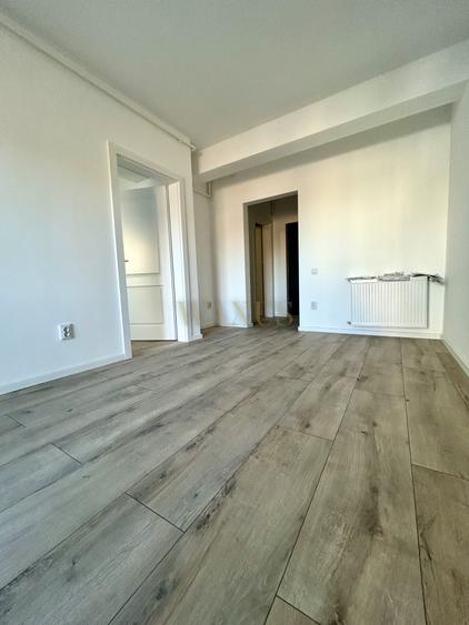 Apartament cu 2 camere semidecomandat în Florești