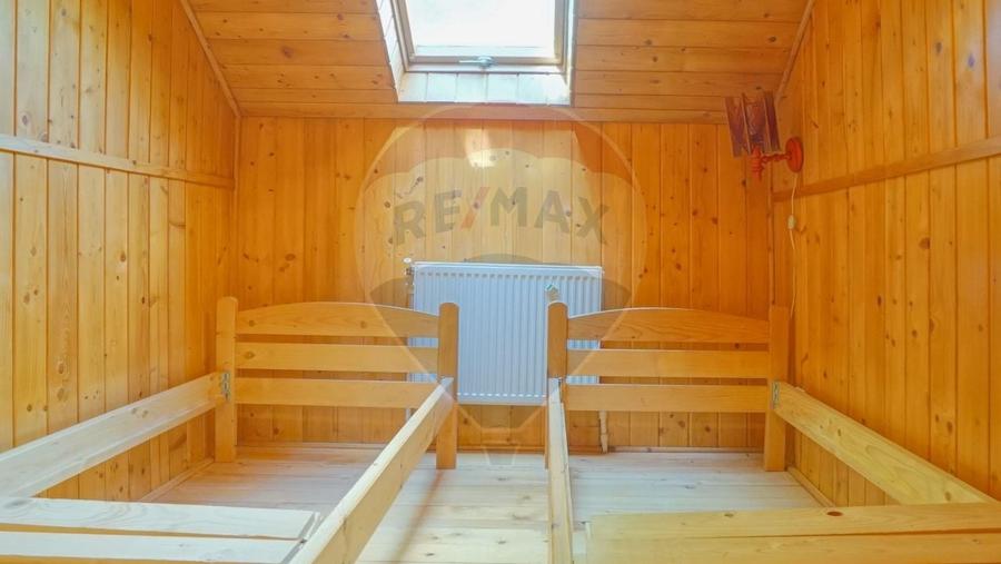 Casă individuală cu 5 camere cu Teren 511 Mp în Bran