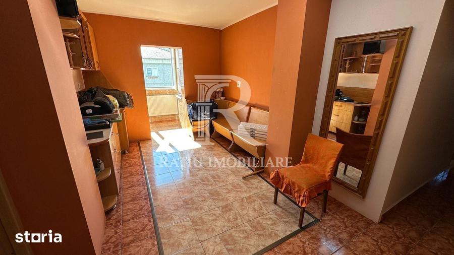 Apartament cu 3 camere decomandat în Calea Aradului