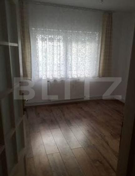 Apartament 3 camere, 61 mp, zona Micro17 - 2